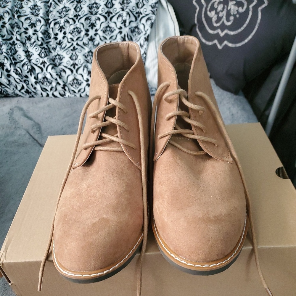 Men's chucka ankle boots